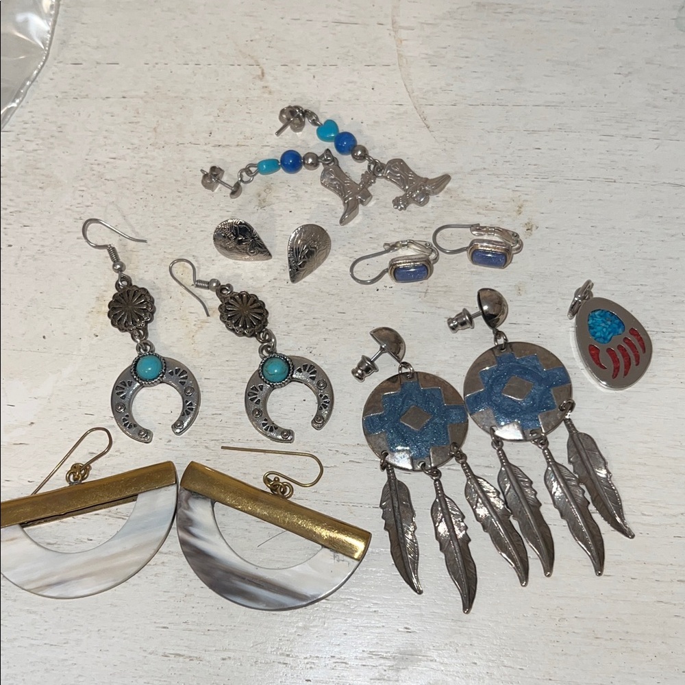 Lot Vintage Native American Southwest Cowboy earrings and pendant